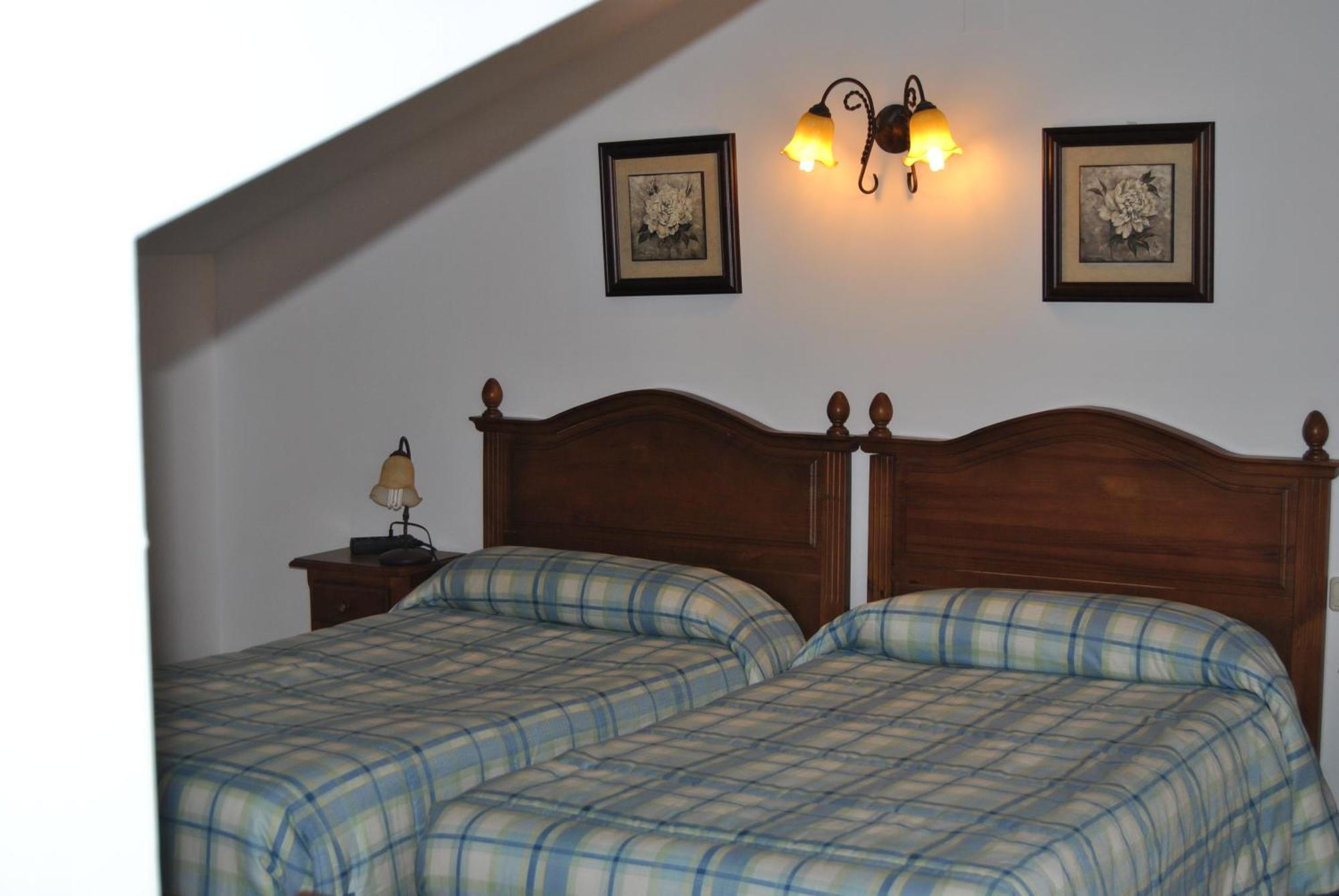 Hostal Rural Amador Puente de Vadillos Phòng bức ảnh